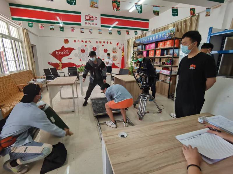 泸溪县广告片拍摄公司：极简主义践行者，少即是多的视觉哲学